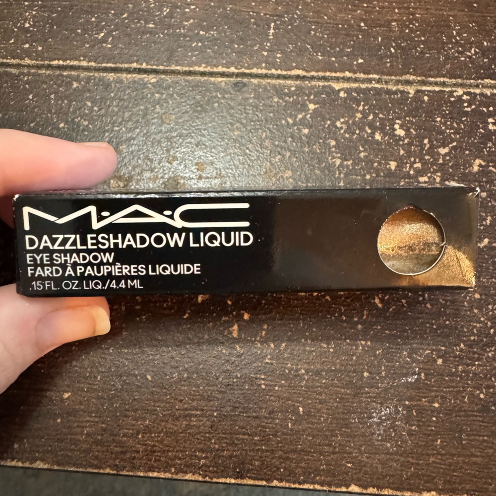 MAC dazzleshadow glitter eye shadow
